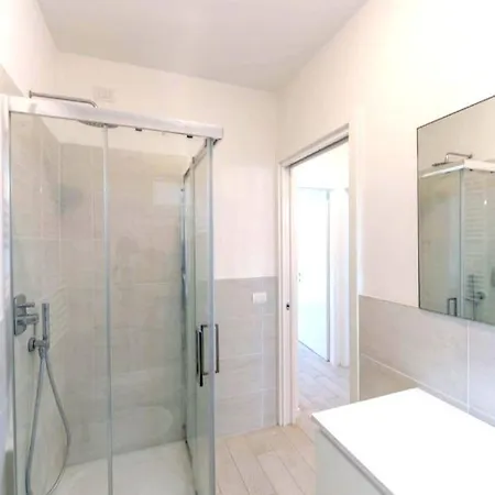 Wave In Piazza Trieste - Seasons Real Estate - Appartamento