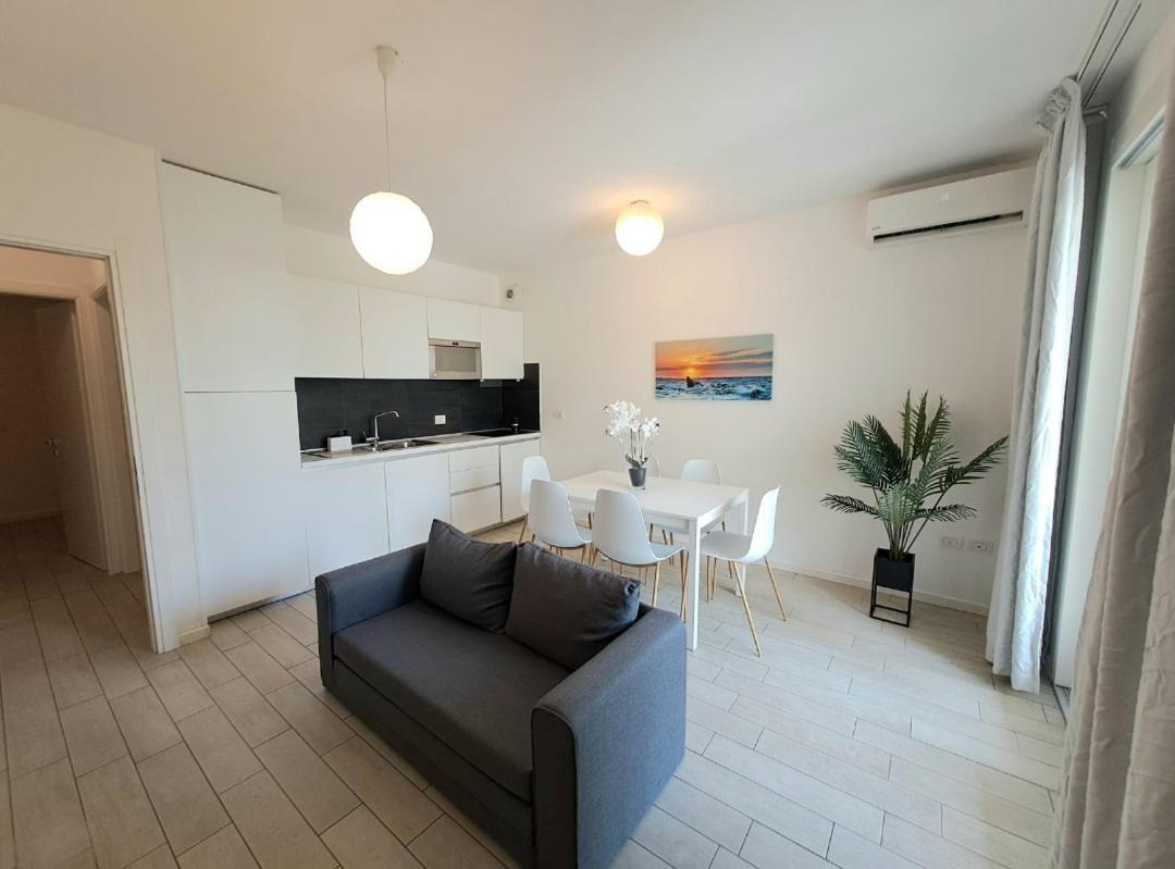 Appartamento Wave In Piazza Trieste - Seasons Real Estate -