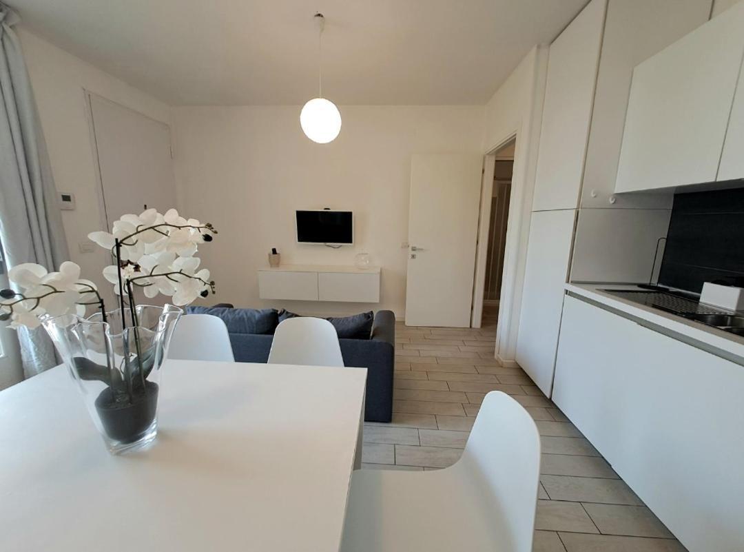 Wave In Piazza Trieste - Seasons Real Estate - * Lido di Jesolo