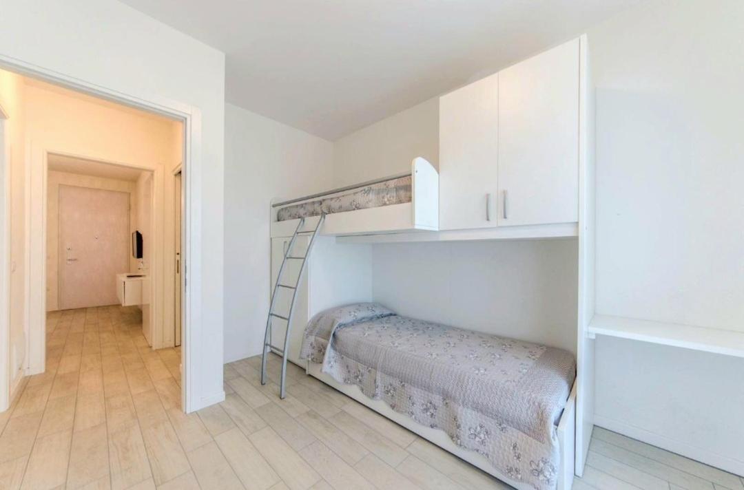 Wave In Piazza Trieste - Seasons Real Estate - * Lido di Jesolo